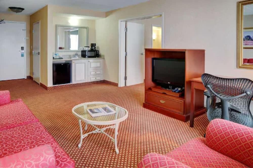 Hilton Garden Inn Kitchener/Cambridge Εξωτερικό φωτογραφία